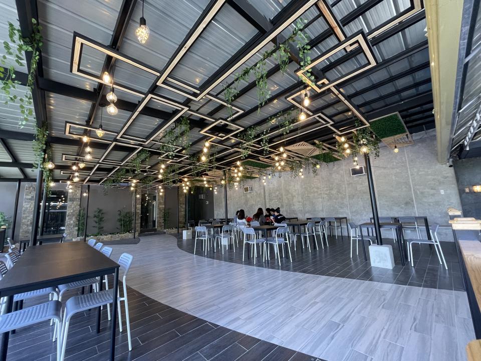 HELP Clark - 學校環境