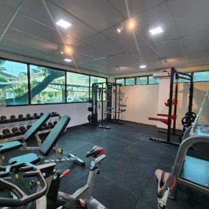 English FELLA-2 - 學校環境